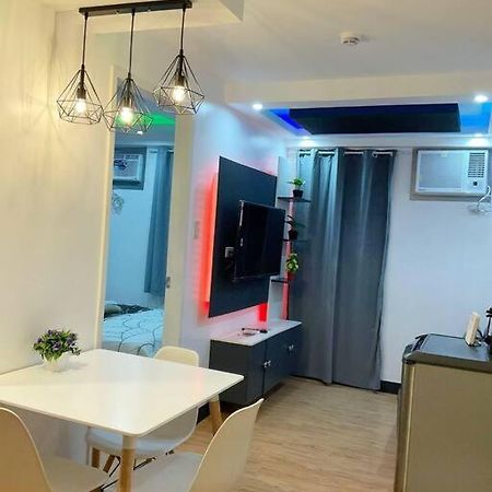 Ar02 1Bedroom Condo Unit With Free Pool, Hbo, Netflix & Wifi Davao City Exteriör bild