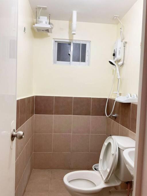 Ar02 1Bedroom Condo Unit With Free Pool, Hbo, Netflix & Wifi Davao City Exteriör bild