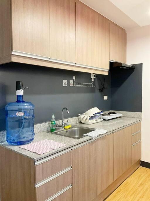 Ar02 1Bedroom Condo Unit With Free Pool, Hbo, Netflix & Wifi Davao City Exteriör bild